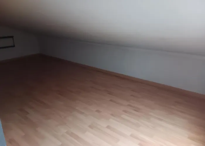 Privatunterkunft Global Guest